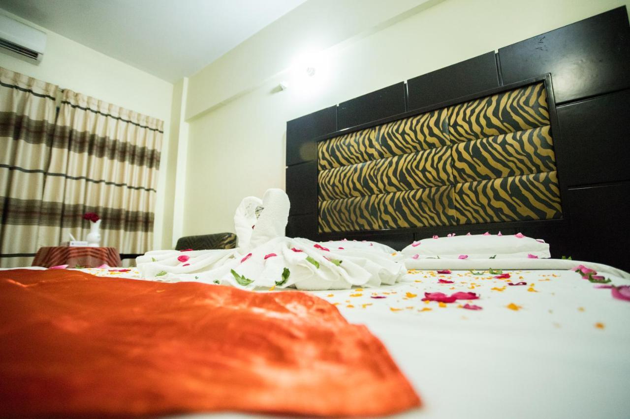 Hotel Mishuk Cox's Bazar Exterior foto